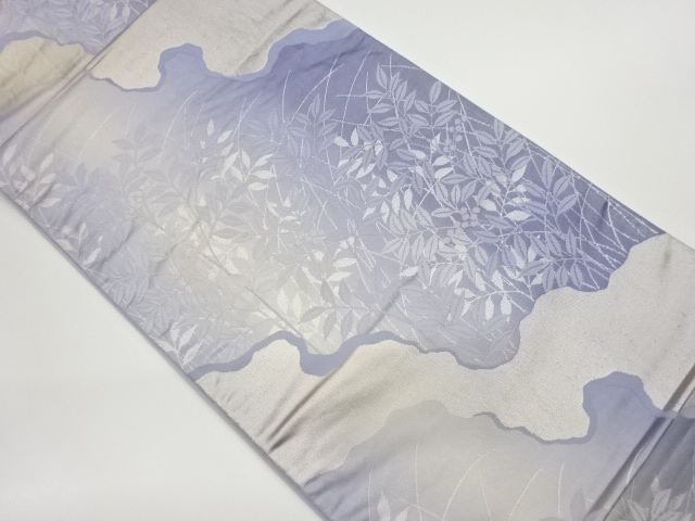 変わり道長取りに南天・芝草模様織出し袋帯